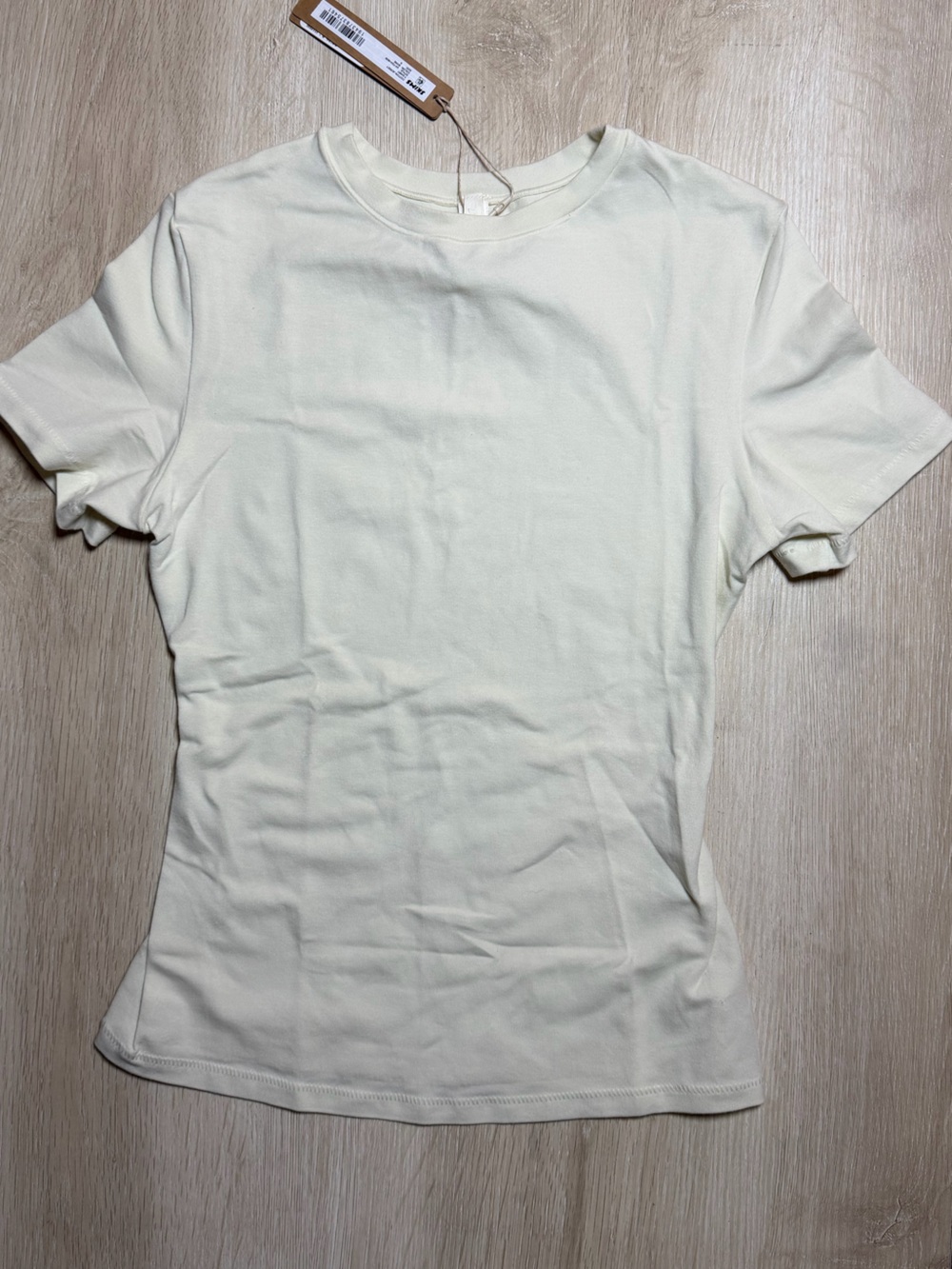 SKIMS Cotton Jersey T-Shirt in Bone Size Medium NWT